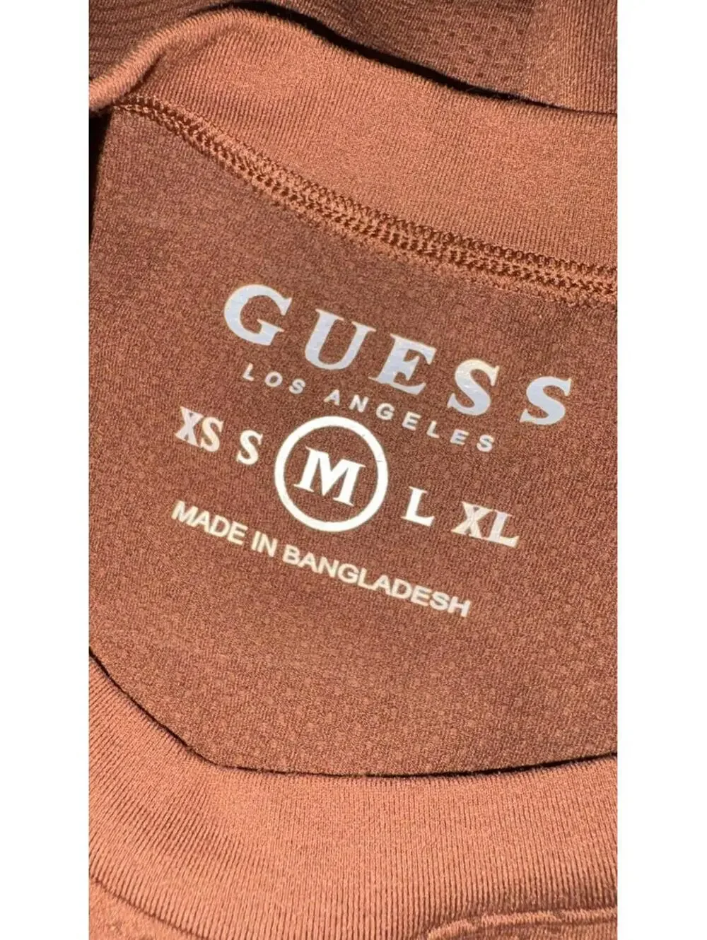 Guess Workout Shirt, Size M - Picture 5 of 7
